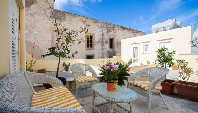 Angelo Apartments & Rooms Trapani Exterior photo